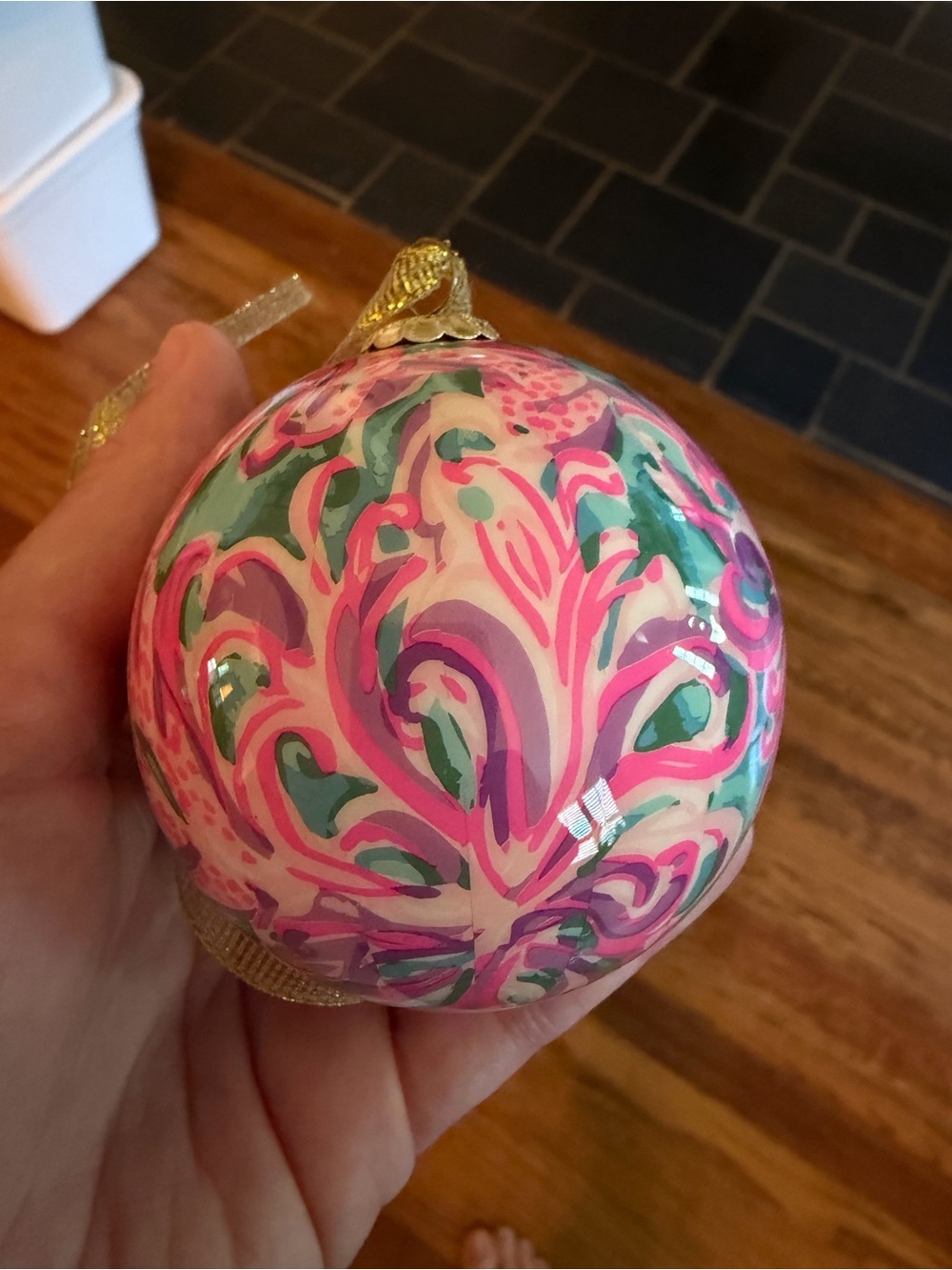 Lilly Pulitzer Set of 3 Christmas Ornaments Heart & Ball Ornaments w/ Box - Picture 2 of 4